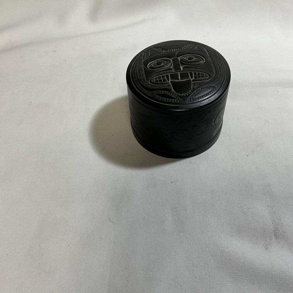 Pearlite Vancouver BC Handcrafted Aboriginal Indigenous Tribal Art Trinket Box